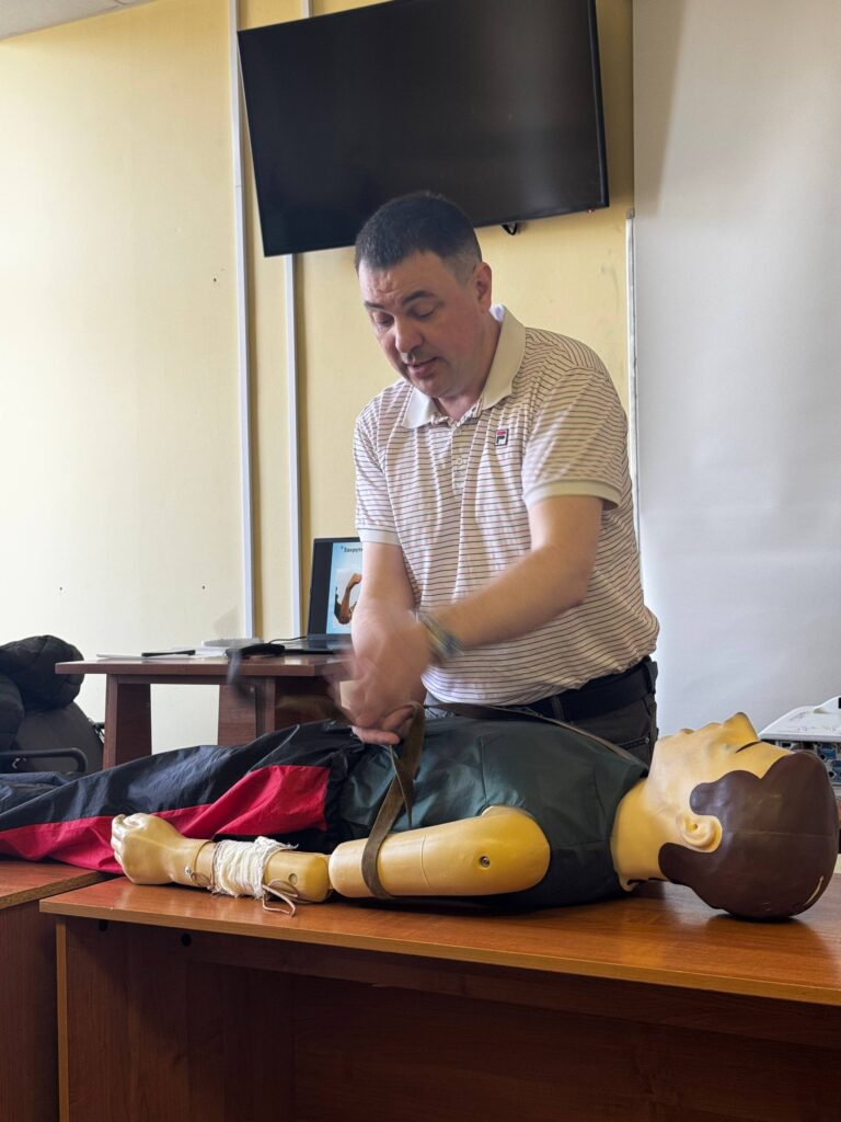 Оказание первой помощи пострадавшим